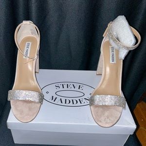 Ladies Steve Madden Rhinestone size 10 shoe